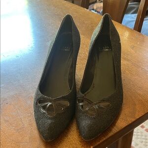Stuart Weitzman Charcoal Wool and Leather Kitten Heels with Cutout Design